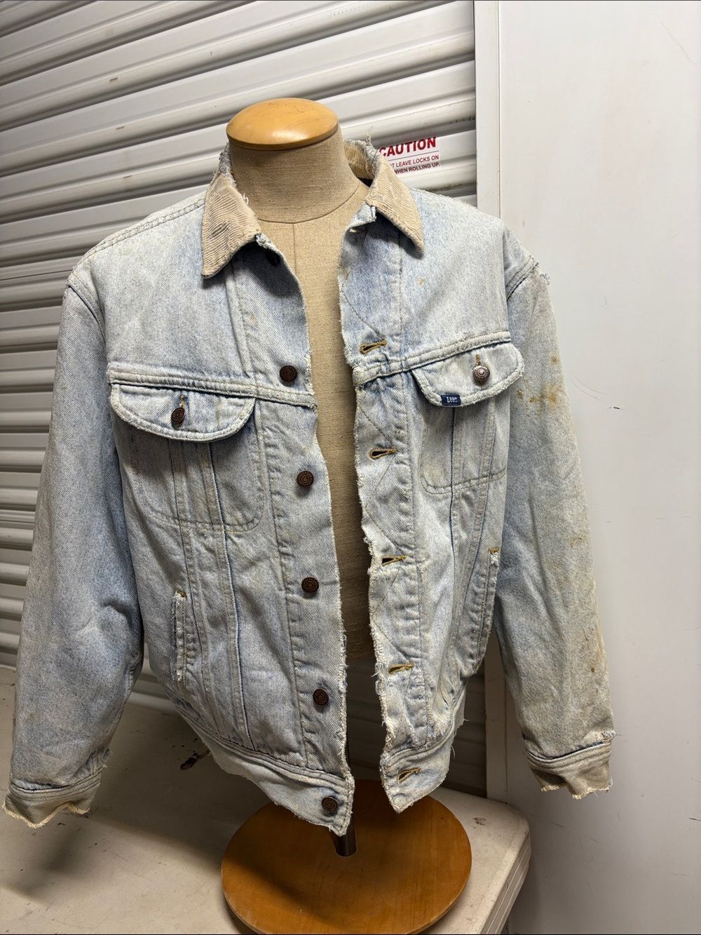 Vintage Distressed Lee Denim Jacket Blanket Lining L